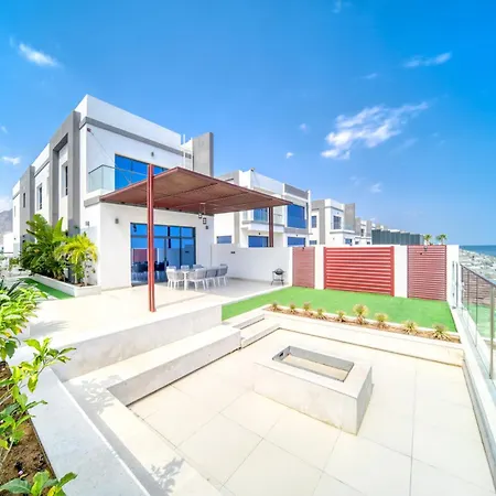Unbeatable Price, Perfect For Groups With Sea Views By Deluxe Holiday Homes Fudschaira Exterior foto
