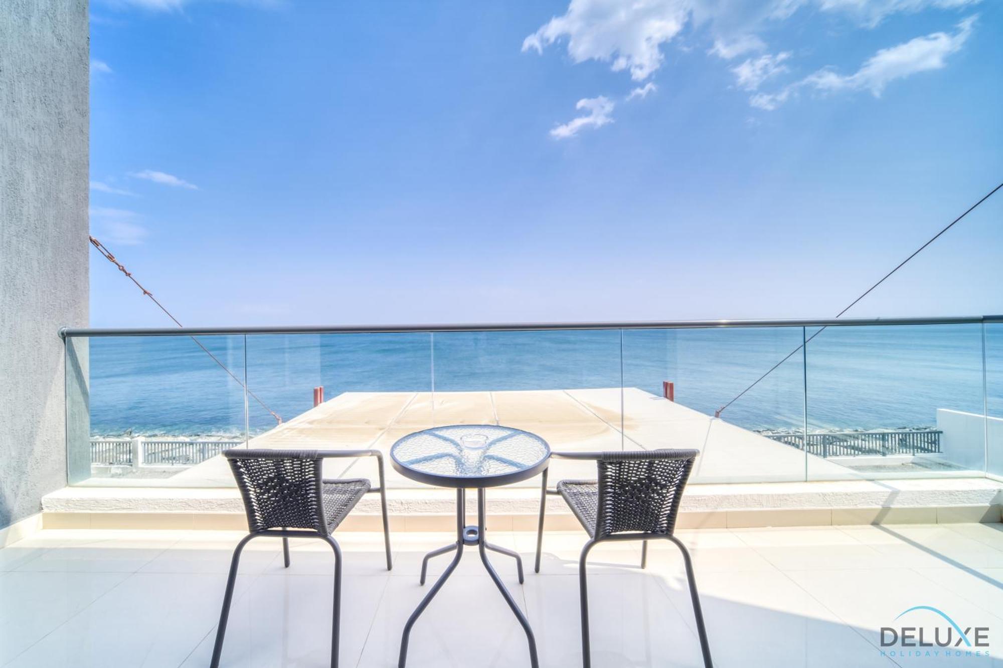 Unbeatable Price, Perfect For Groups With Sea Views By Deluxe Homes Apartment Fudschaira