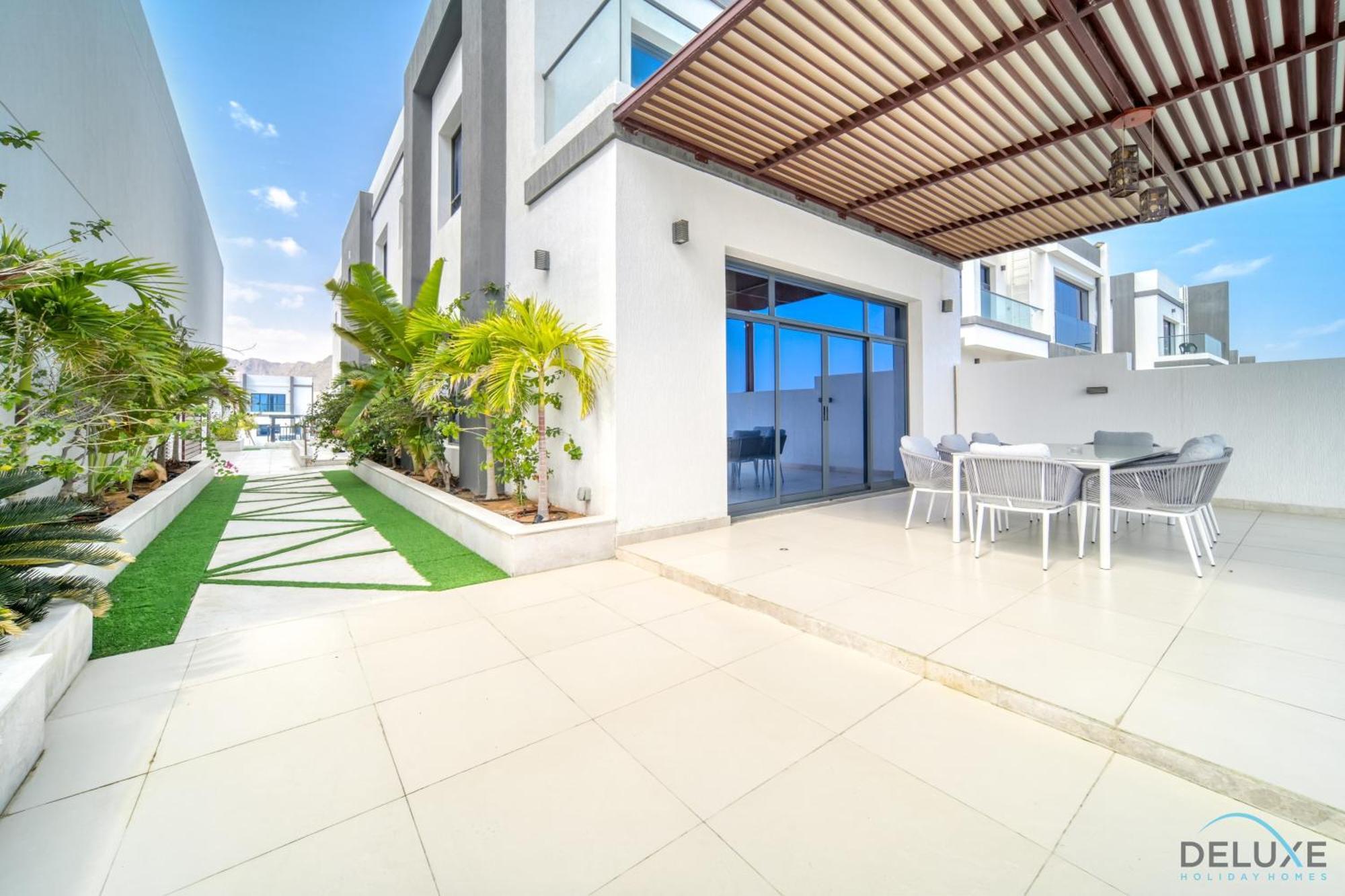 Apartment Unbeatable Price, Perfect For Groups With Sea Views By Deluxe Homes Fudschaira